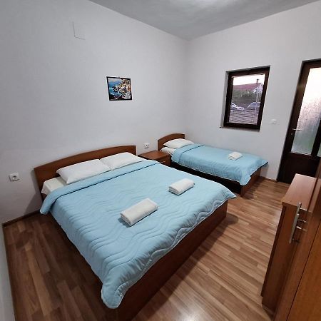 Studio Apartments Oleg Ohrid Extérieur photo
