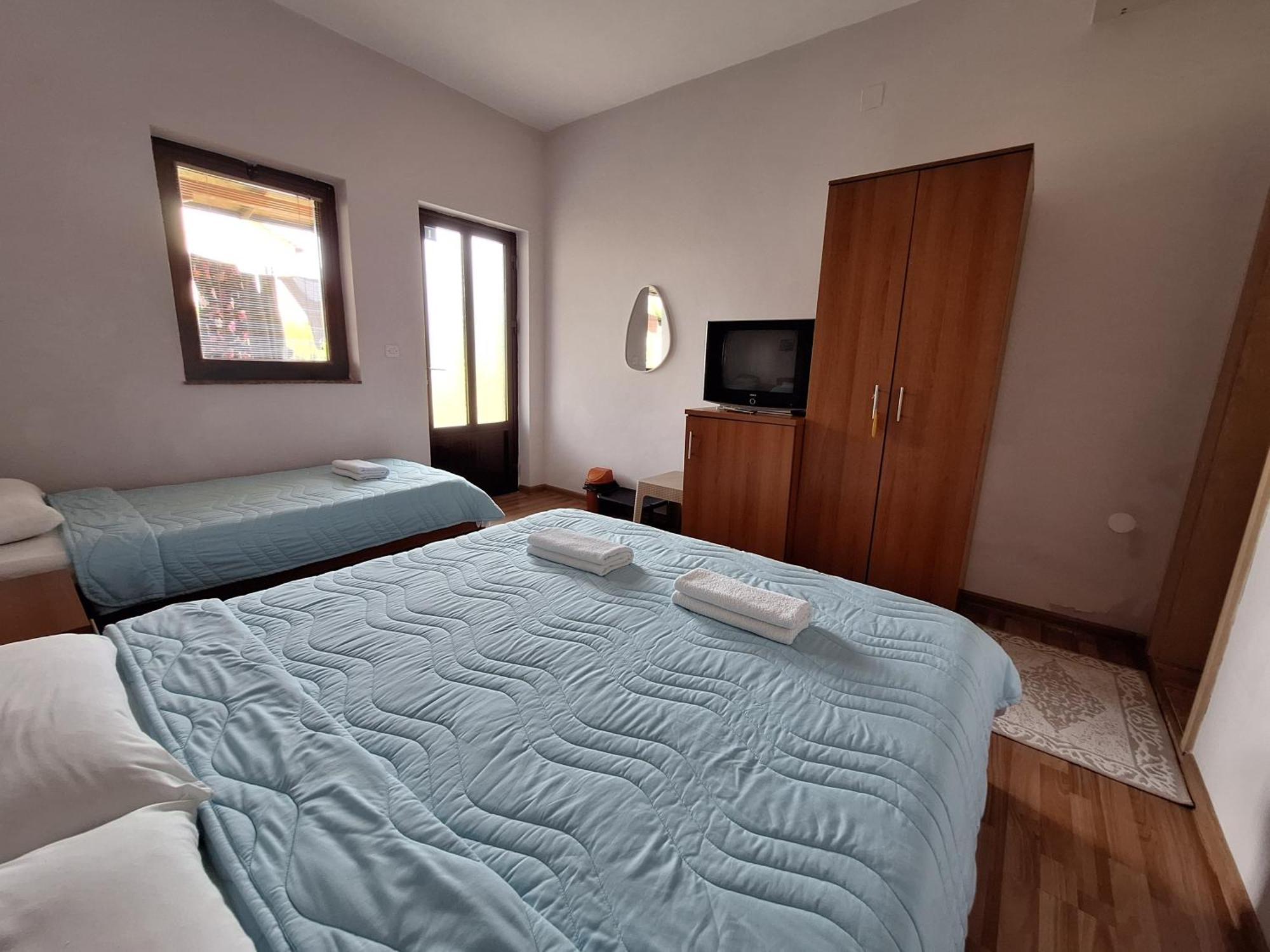 Studio Apartments Oleg Ohrid Extérieur photo
