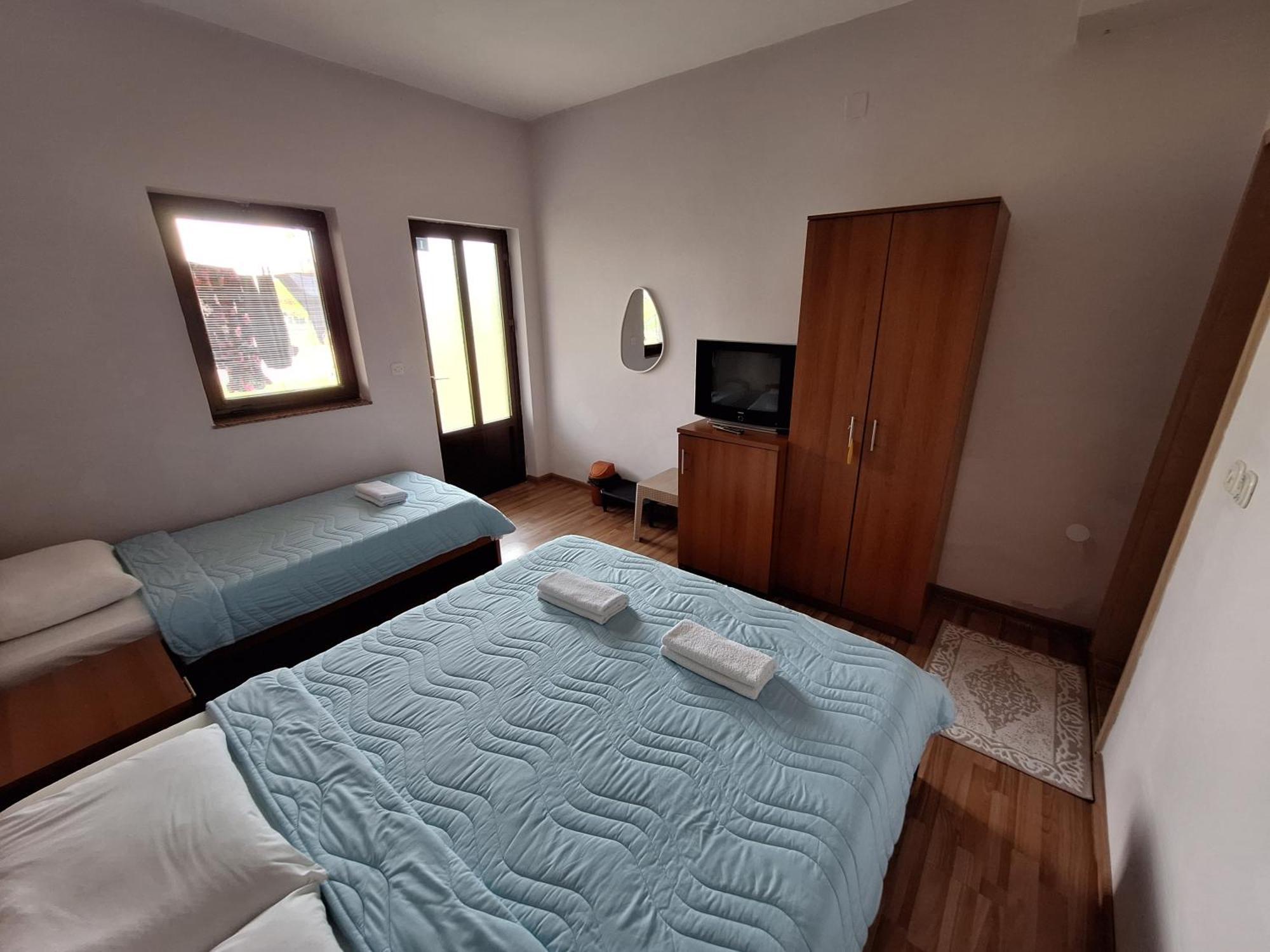 Studio Apartments Oleg Ohrid Extérieur photo
